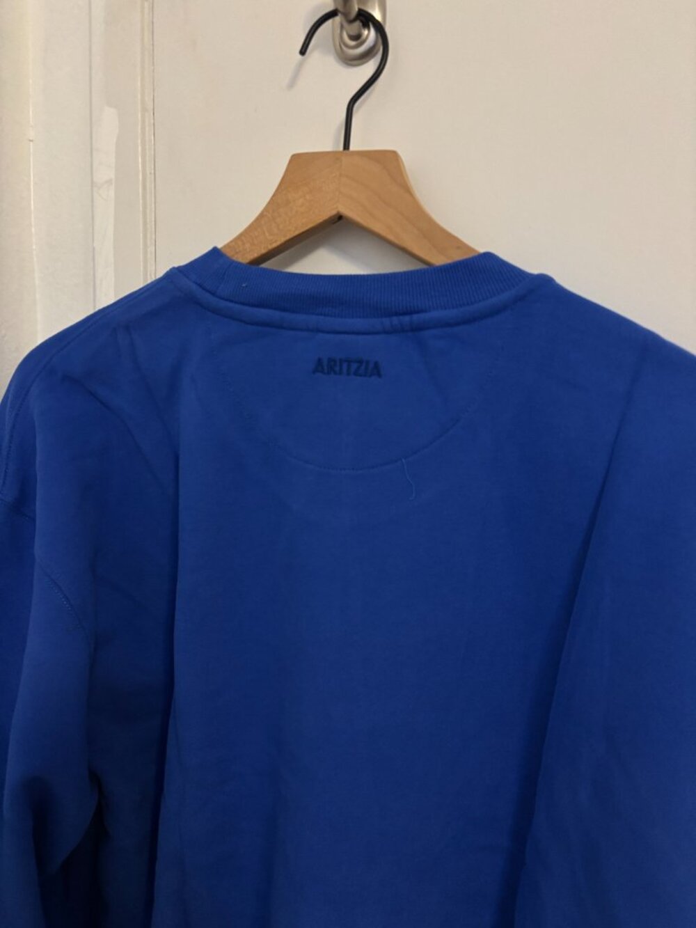 Aritzia Cozy Sweatfleece Perfect Crew Sweatshirt | Jazz Blue | Size XL, S - Picture 4 of 5